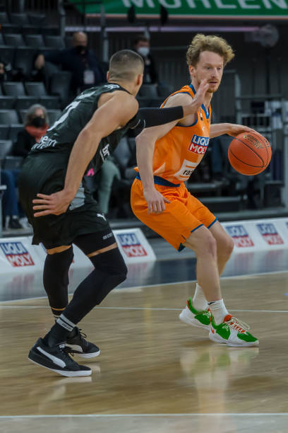 中锋的流动 中锋的流动