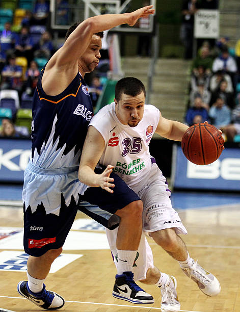 攻端有了更 攻端有了更